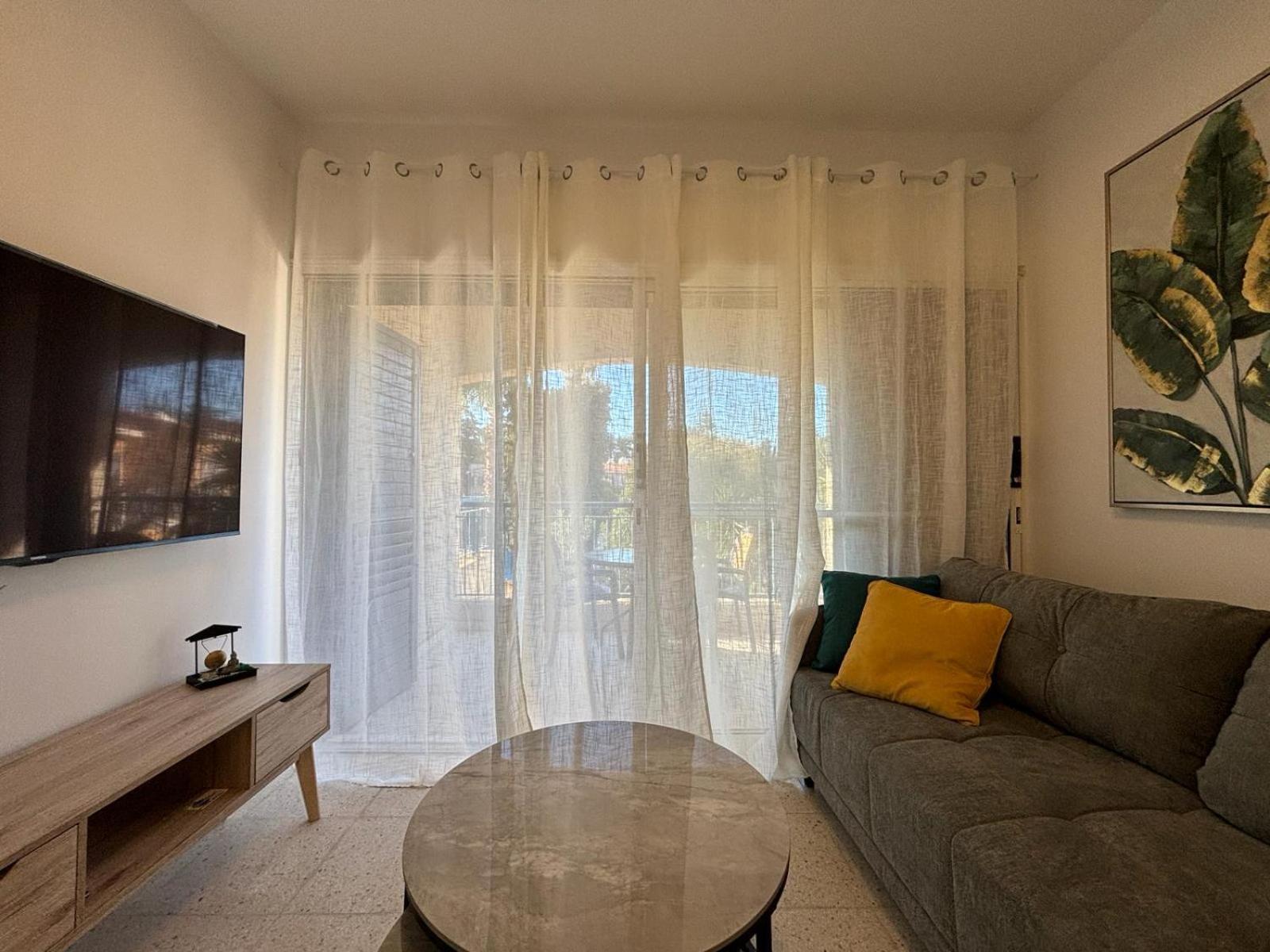 Apartment Paradise Gardens Crown-jewel, 2b, Pools, Gardens *